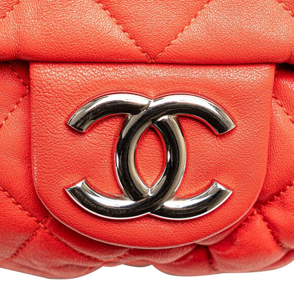 Auth Chanel Large Quilted Lambskin #230519C20B - Picture 9 of 12